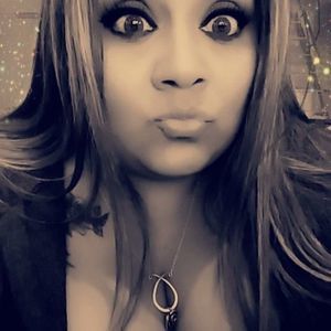 Meet your Posher, Lucia